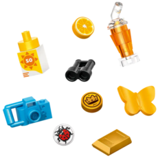 LEGO BEACH HOUSE WITH SEALS