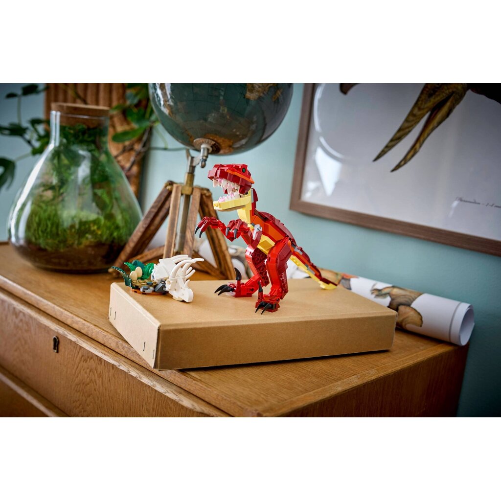 LEGO FIERCE DINOSAUR