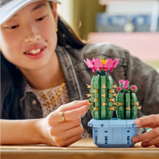 LEGO FLOWERING CACTUS