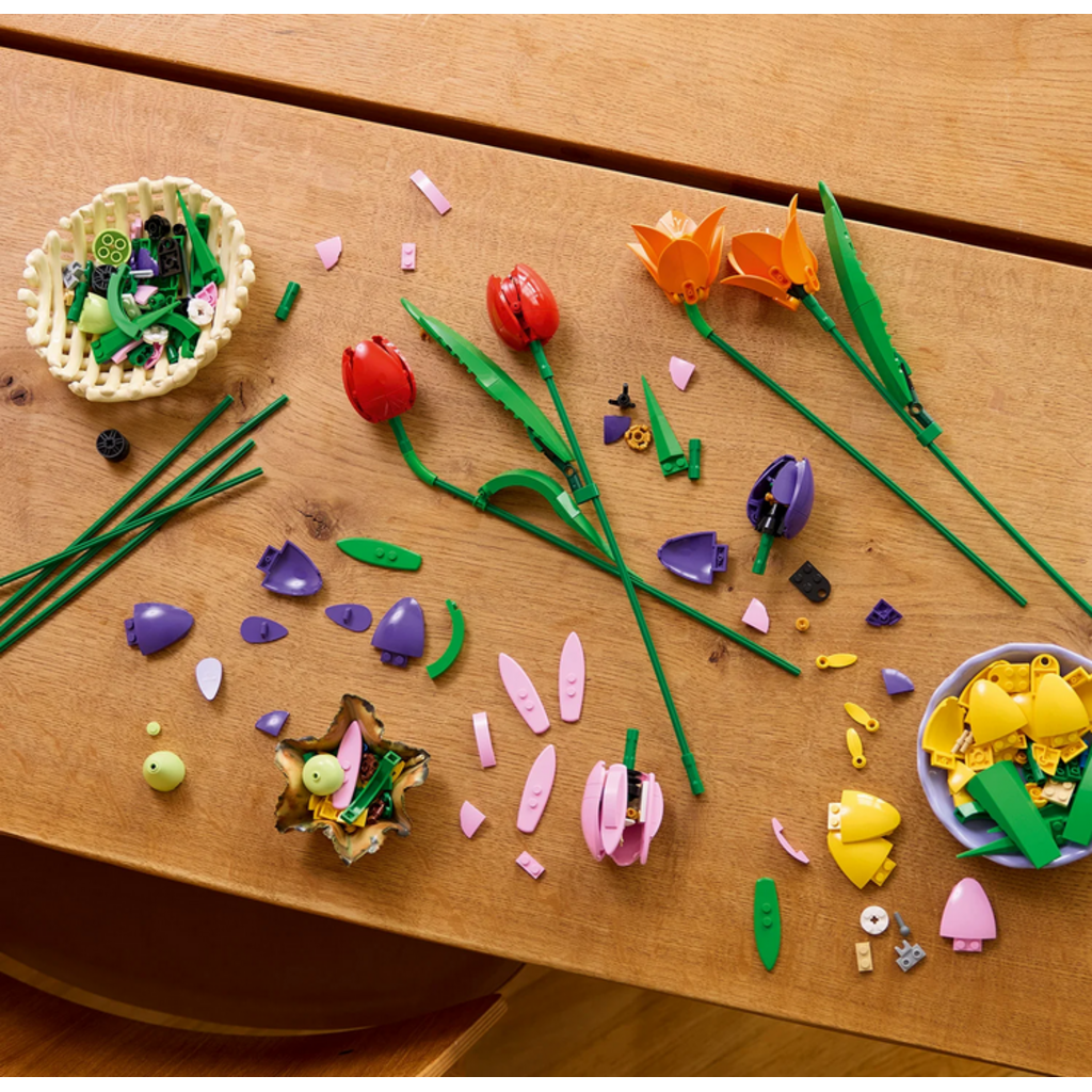 LEGO TULIP BOUQUET