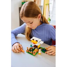 LEGO CHICKEN FARM
