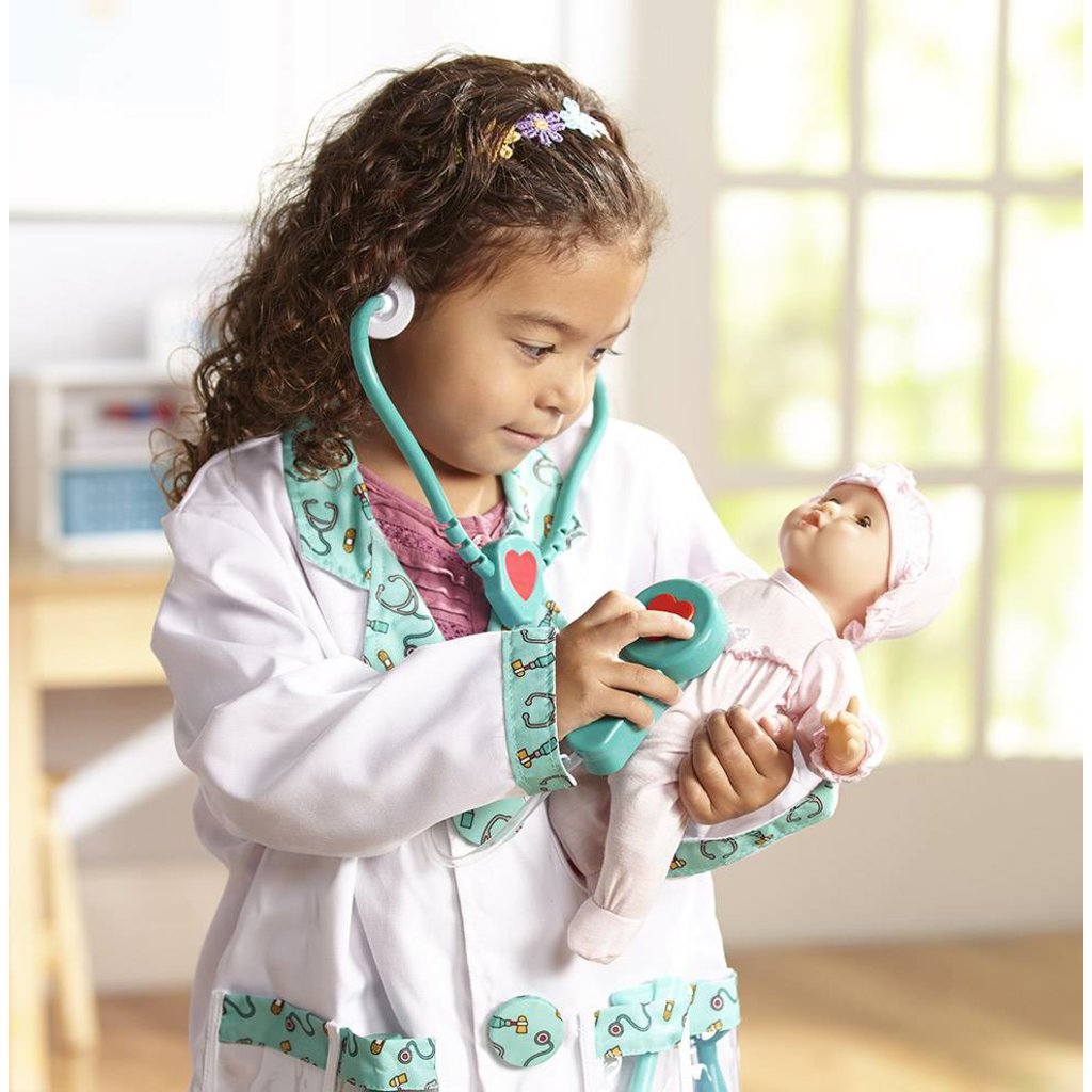 MELISSA AND DOUG DOCTOR ROLE PLAY