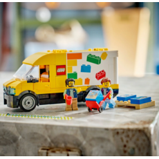 LEGO THE LEGO VAN