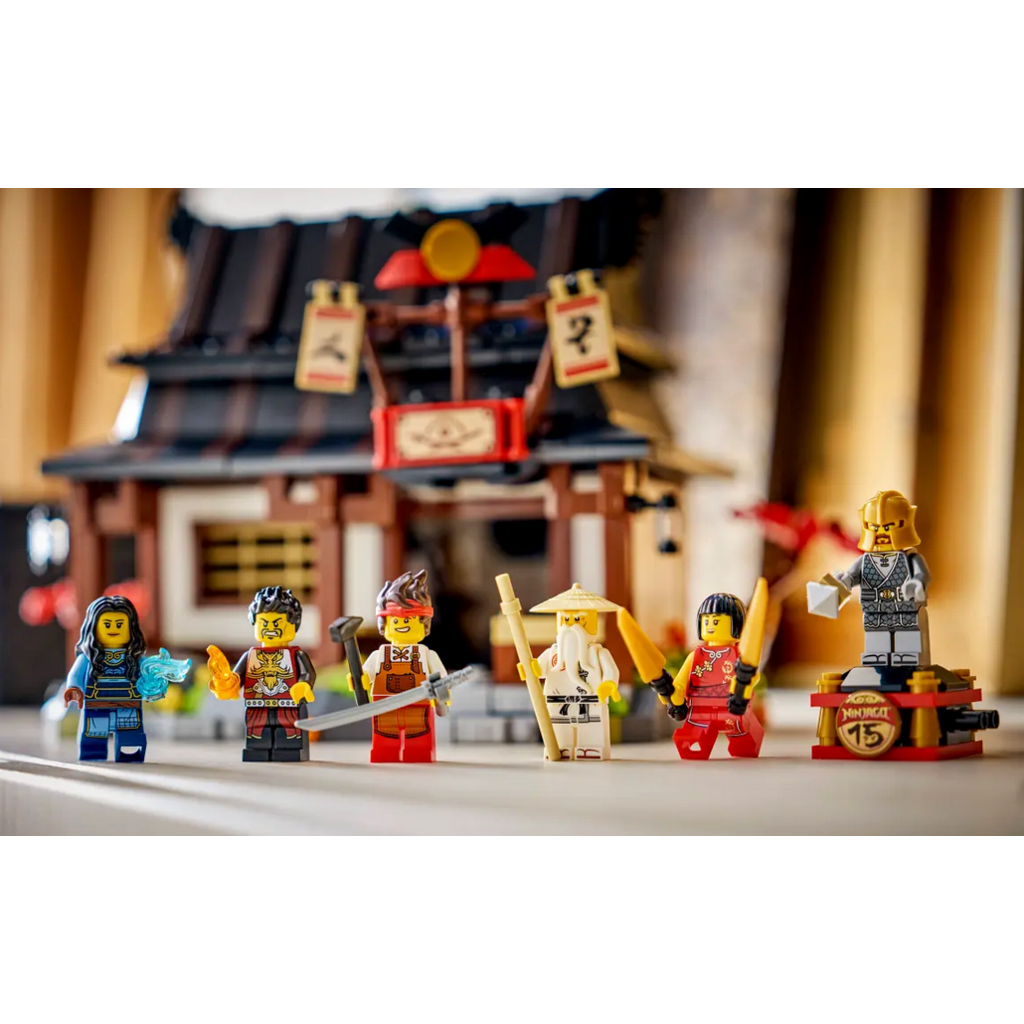 LEGO FOUR WEAPONS BLACKSMITH 15TH ANNIVERSARY