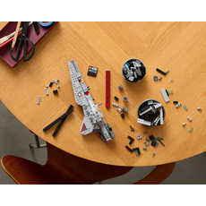 LEGO VENATOR-CLASS ATTACK CRUISER