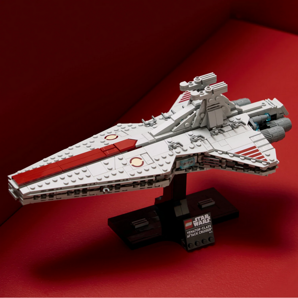 LEGO VENATOR-CLASS ATTACK CRUISER