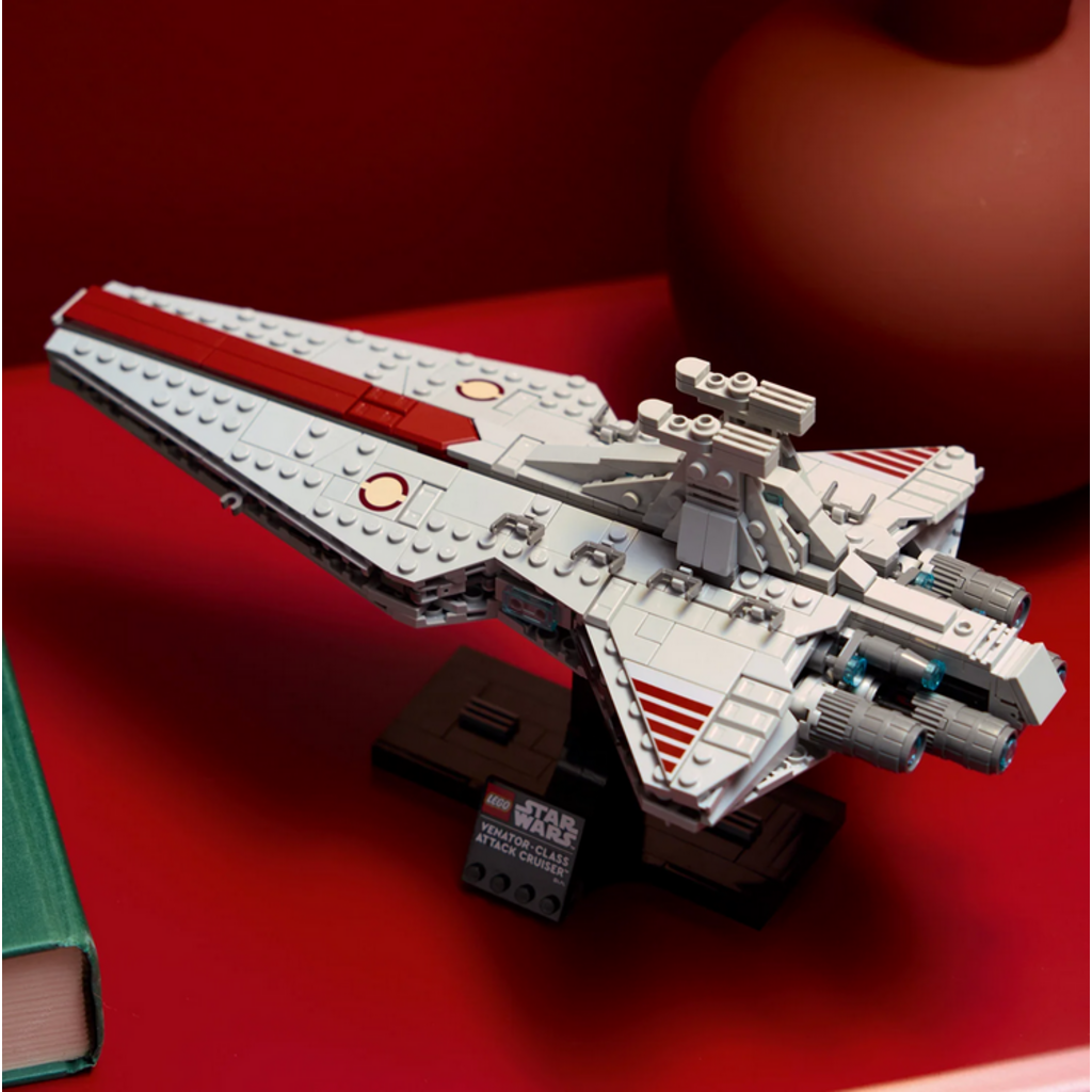LEGO VENATOR-CLASS ATTACK CRUISER