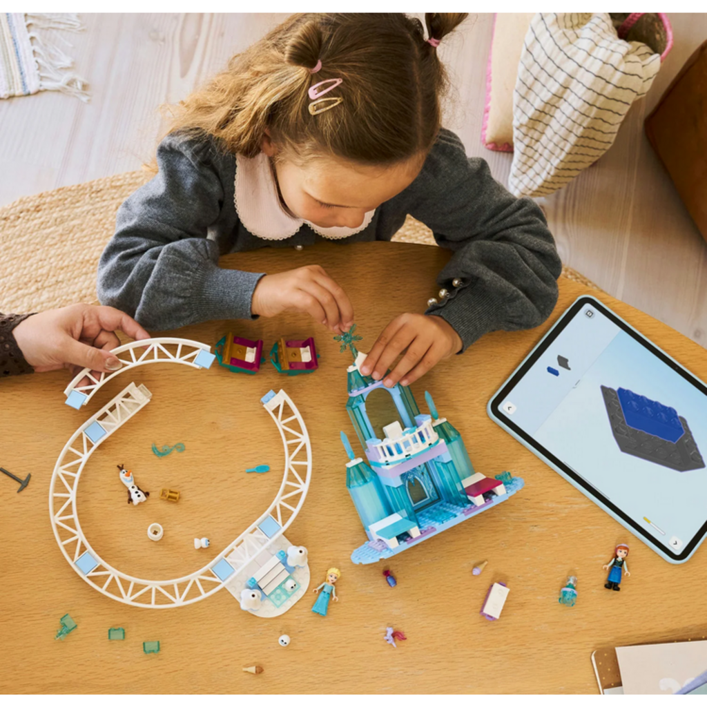 LEGO ELSA'S ICE CASTLE & SNOW RIDE ADVENTURE