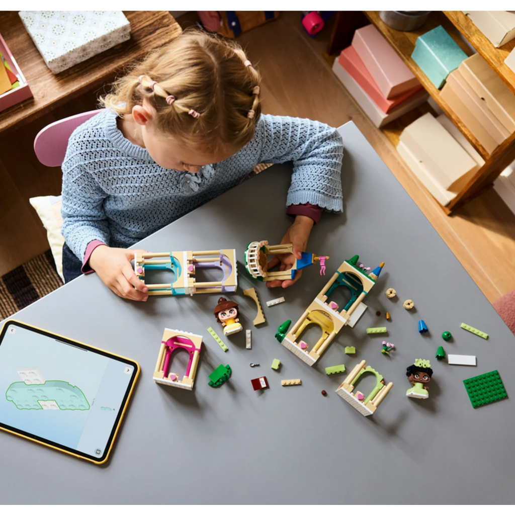 LEGO MINI BELLE & TIANA WITH CASTLE