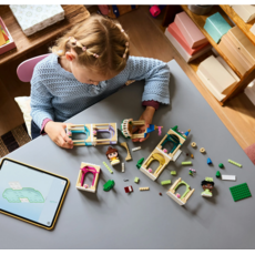 LEGO MINI BELLE & TIANA WITH CASTLE