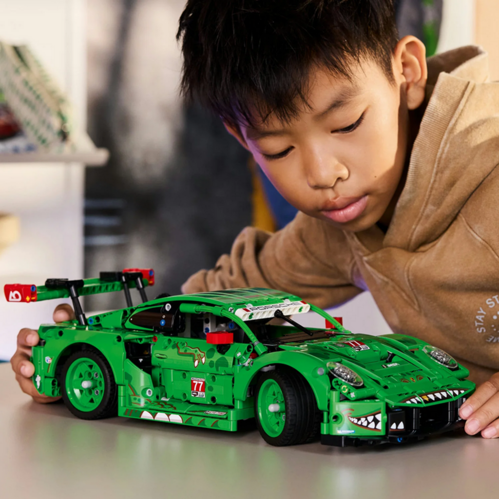 LEGO PORSCHE 911 GT3 R REXY AO RACING CAR