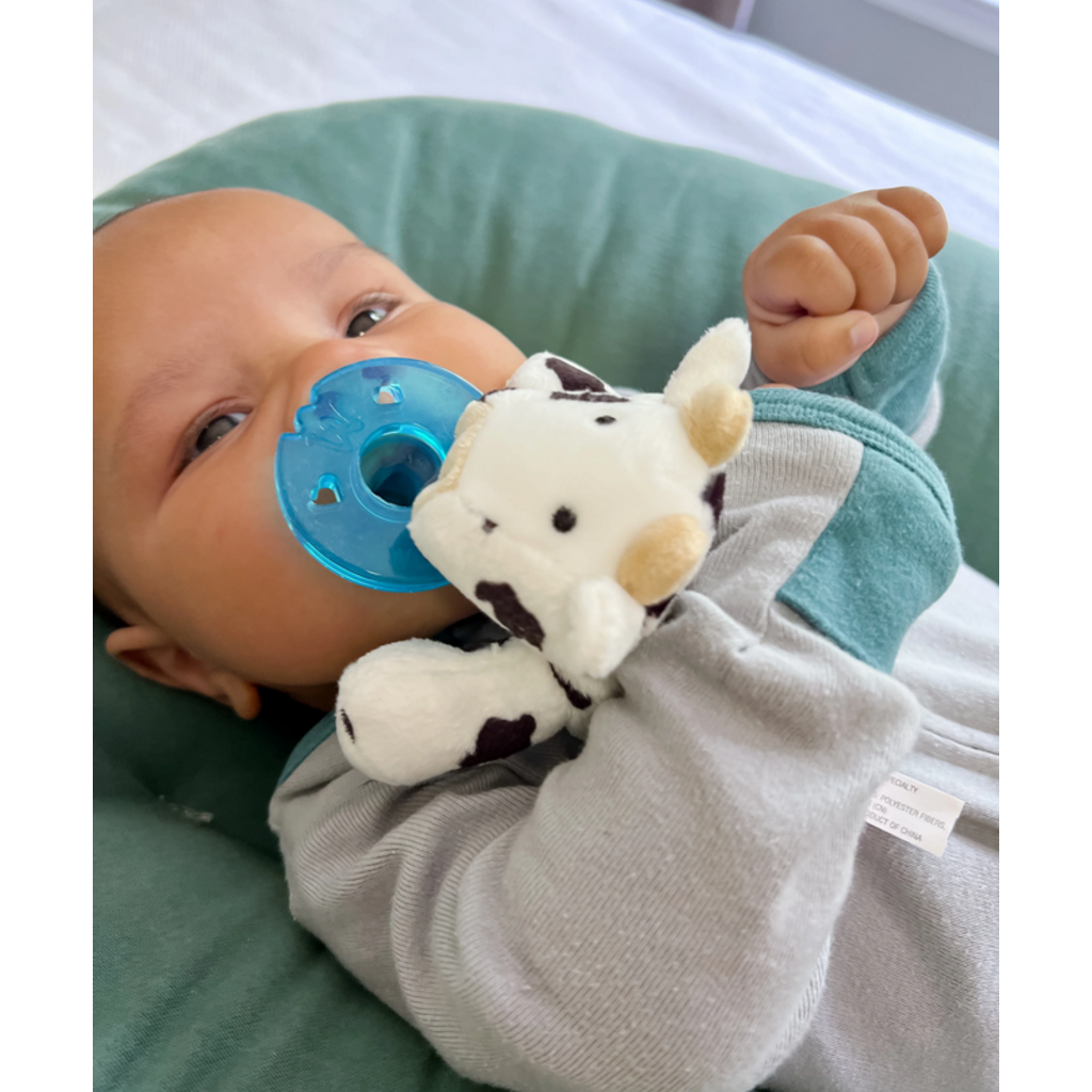 AURORA WUBBANUB PACIFIER BABY COW