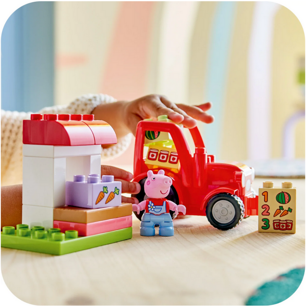 LEGO TRACTOR AND MARKET