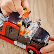 LEGO F1 DISPLAY TRUCK WITH AUDI F1 RACE CAR