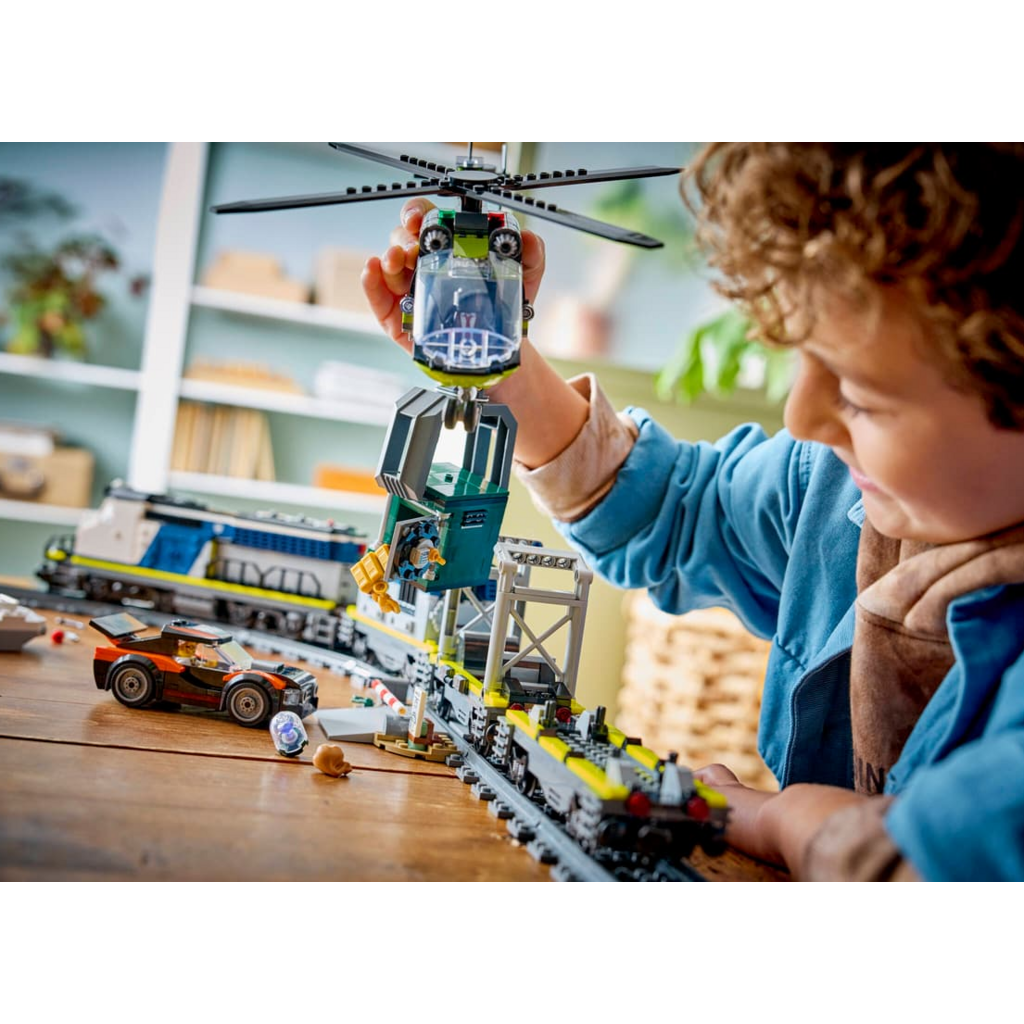 LEGO POLICE TRAIN HEIST