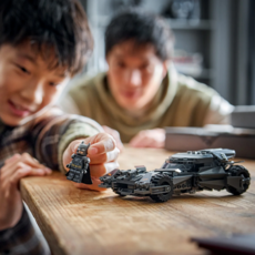 LEGO BATMAN V SUPERMAN BATMOBILE