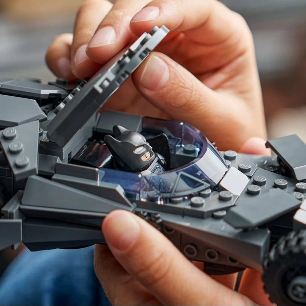 LEGO BATMAN V SUPERMAN BATMOBILE
