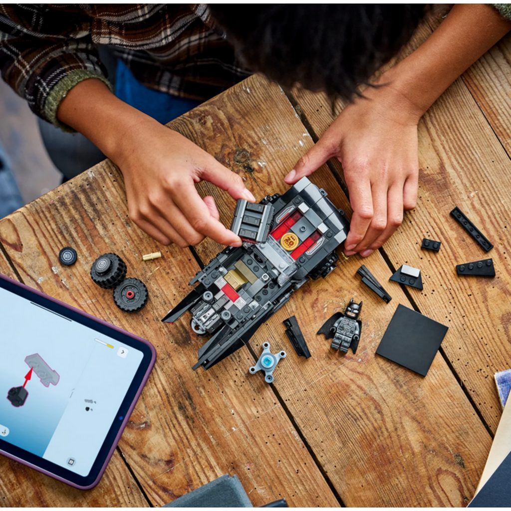 THE BATMAN BATMOBILE