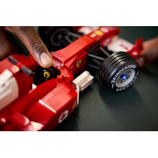 LEGO FERRARI F2004 & MICHAEL SCHUMACHER