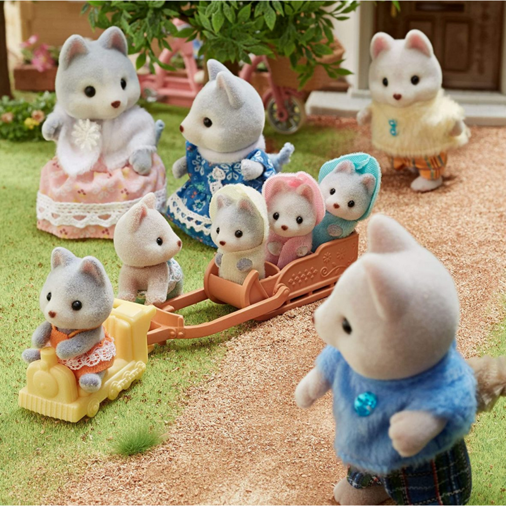 CALICO CRITTERS HUSKY FAMILY CALICO CRITTERS*