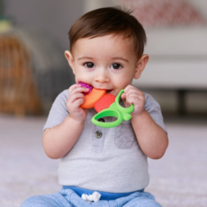 INFANTINO LIL' NIBBLES TEXTURED TEXTURED SILICONE TEETHER