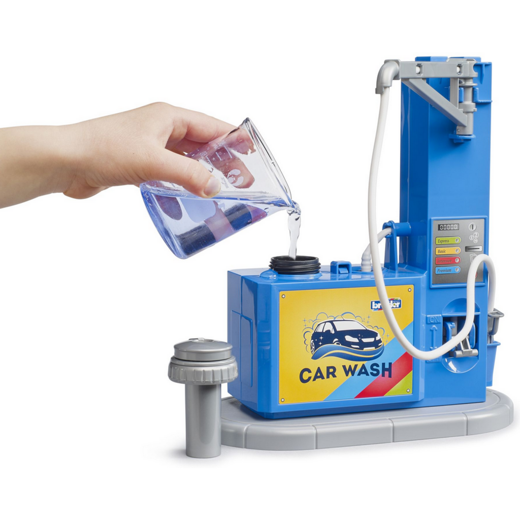 BRUDER TOYS AMERICA BWORLD FILLING STATION AND CAR WASH