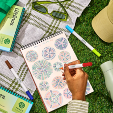 TRACE-BY-LINE TROPICAL PARADISE