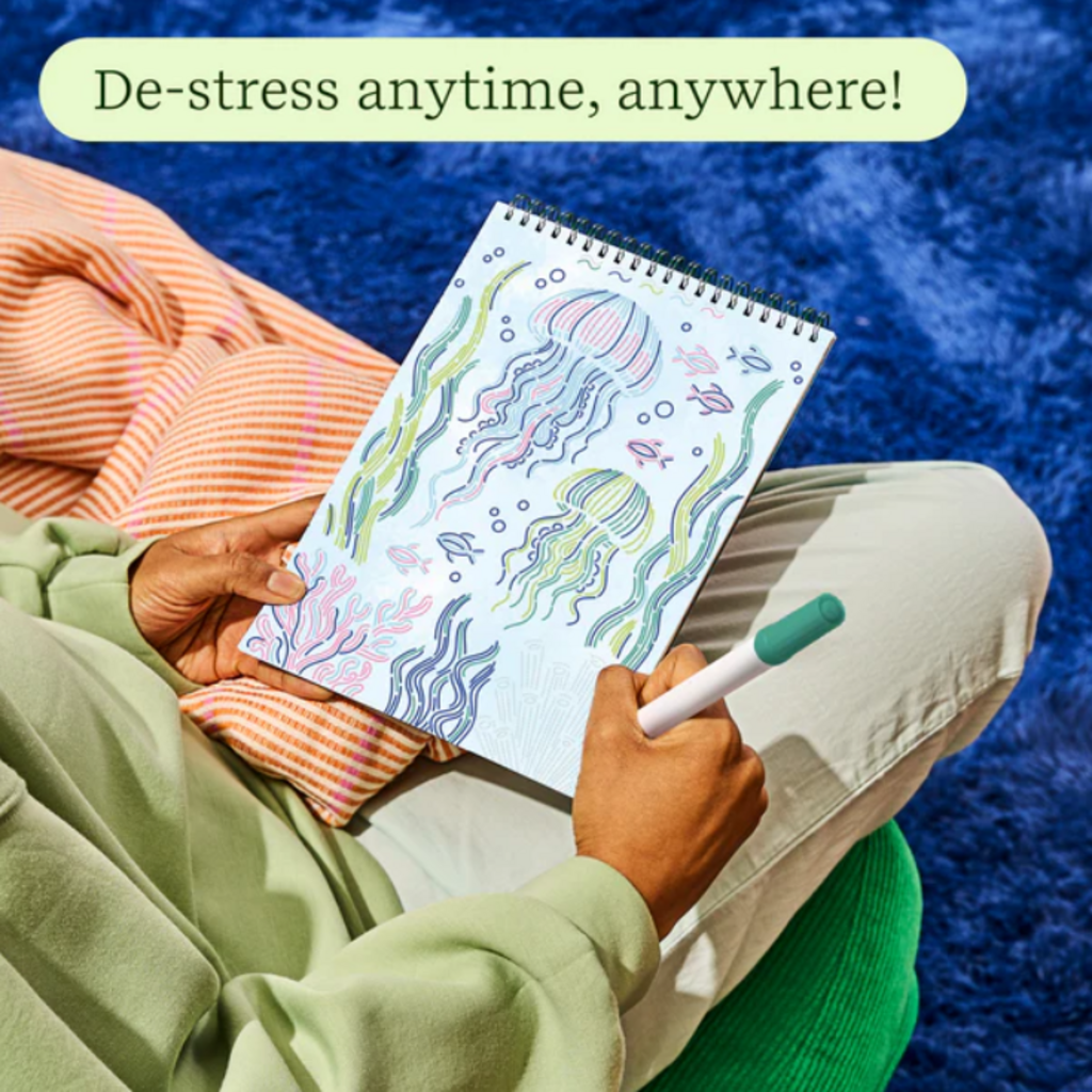 TRACE-BY-LINE TROPICAL PARADISE