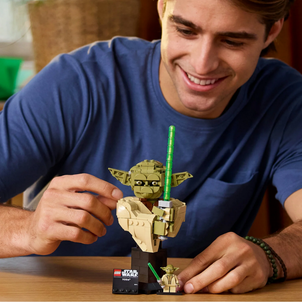 LEGO YODA BUST