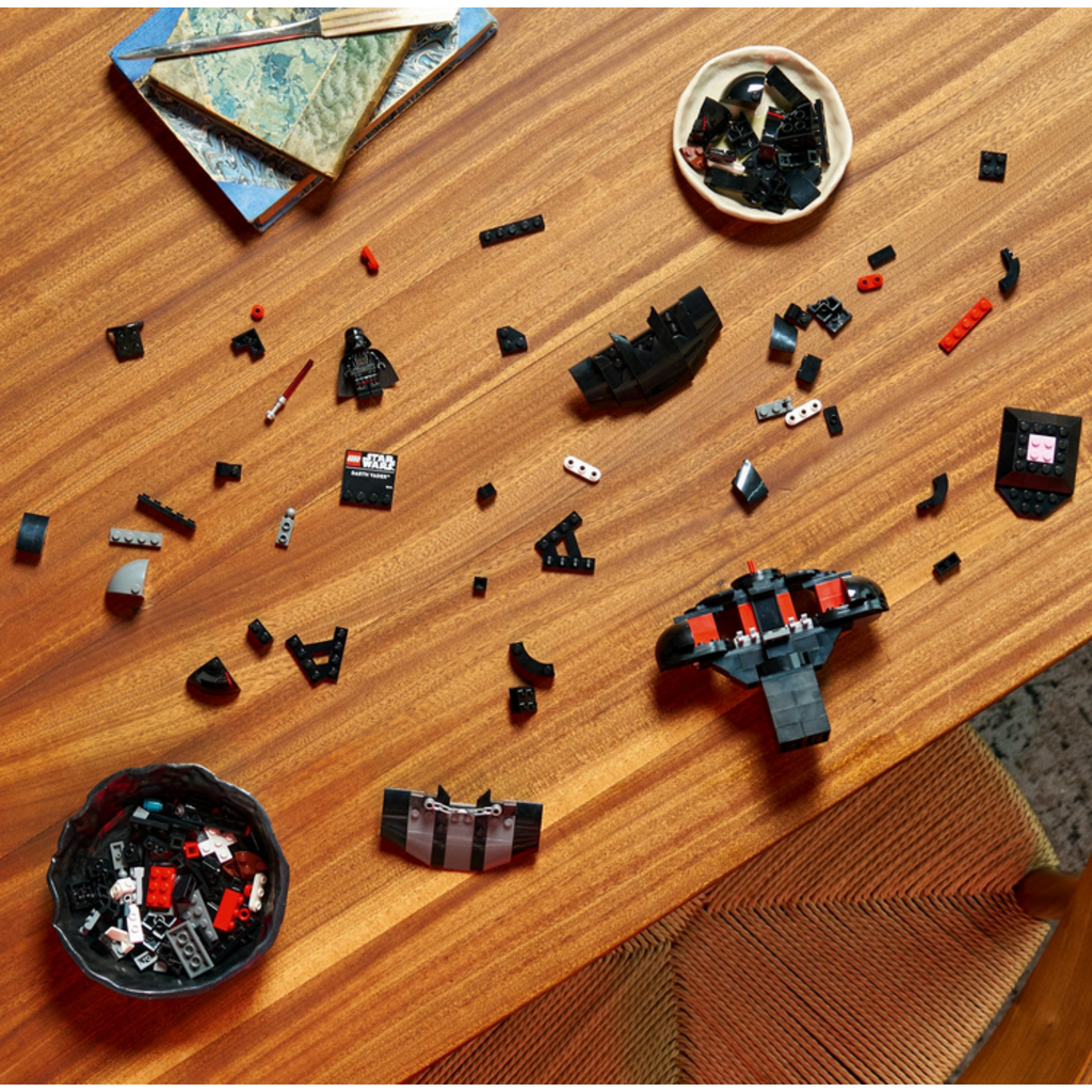 LEGO DARTH VADER BUST