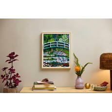 LEGO CLAUDE MONET BRIDGE OVER A POND OF WATER LILIES