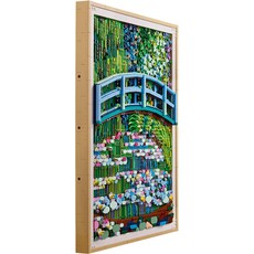 LEGO CLAUDE MONET BRIDGE OVER A POND OF WATER LILIES