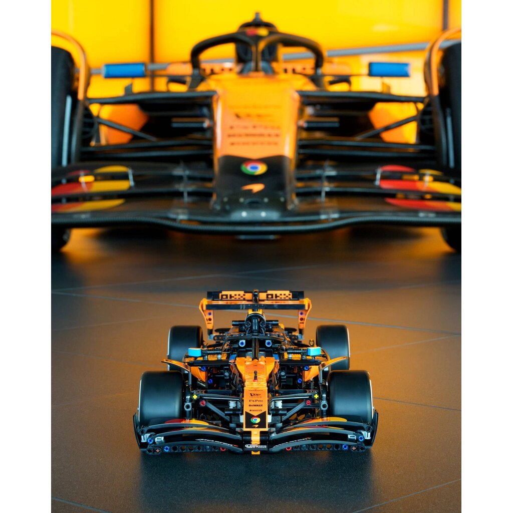 LEGO MCLAREN MCL39 F1 CAR