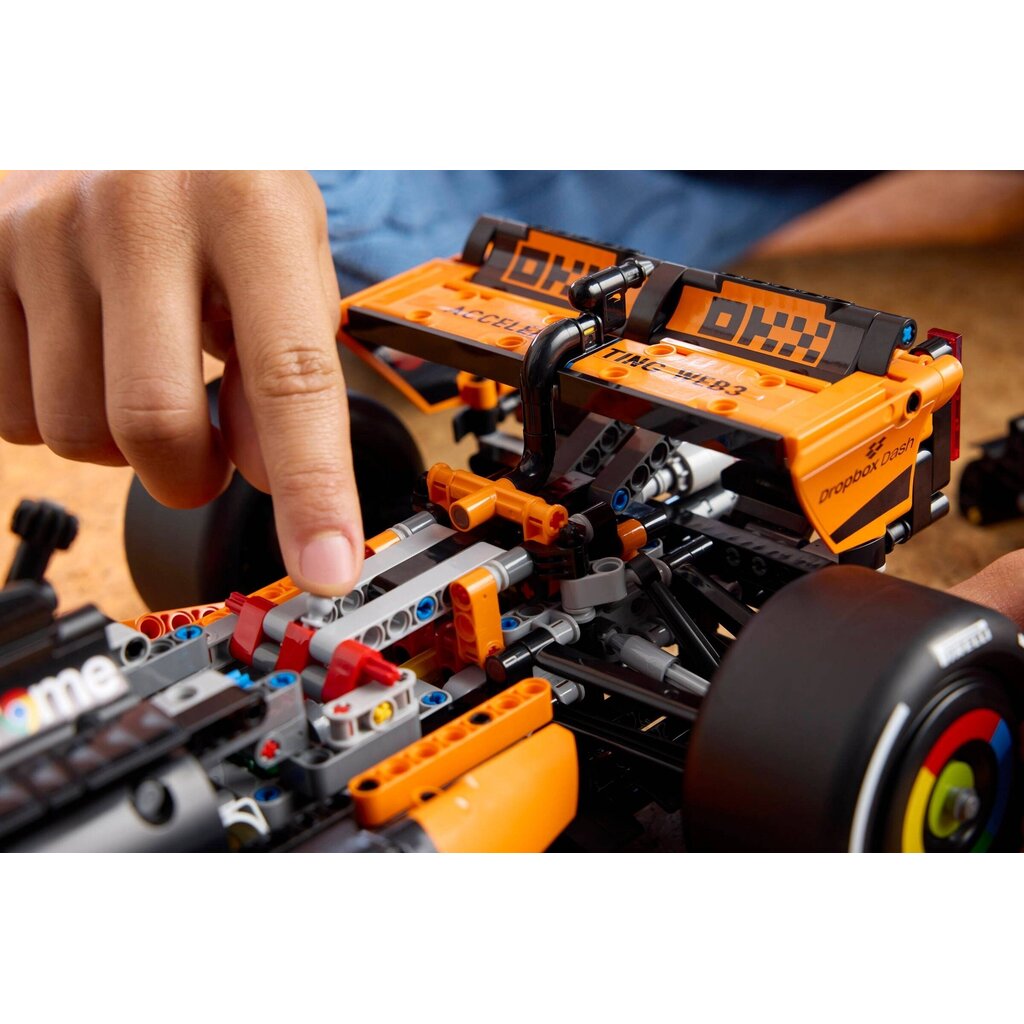 LEGO MCLAREN MCL39 F1 CAR