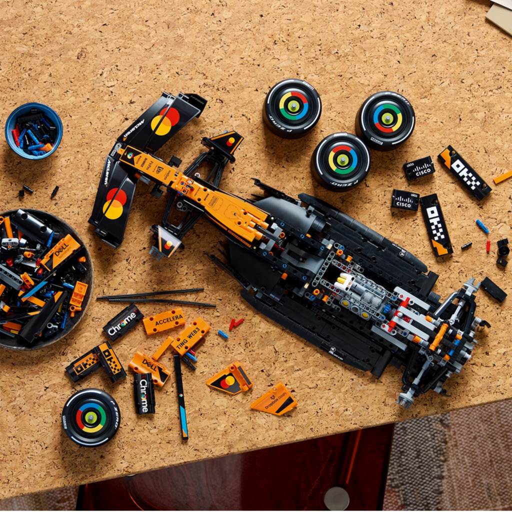 LEGO MCLAREN MCL39 F1 CAR