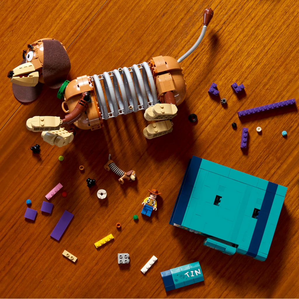 LEGO TOY STORY SLINKY DOG BOOKENDS