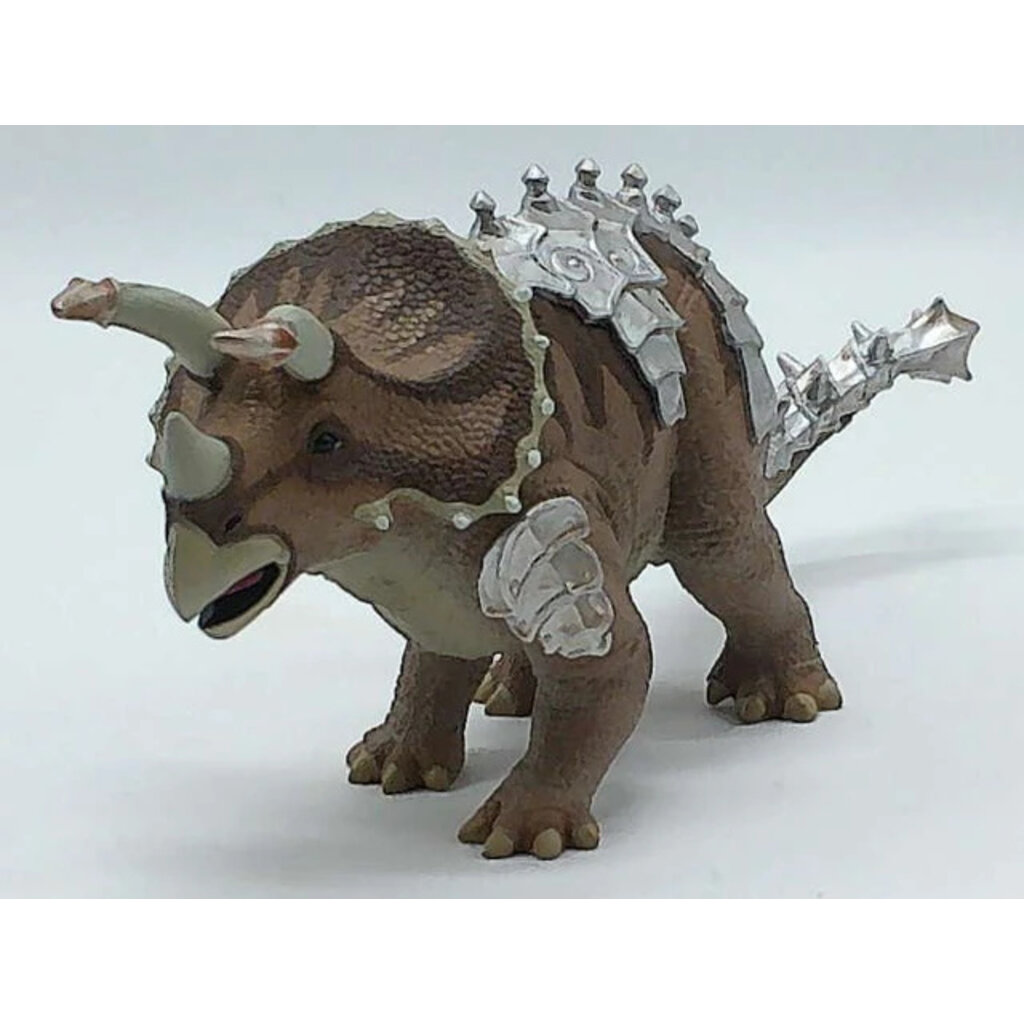 ARMORED TRICERATOPS