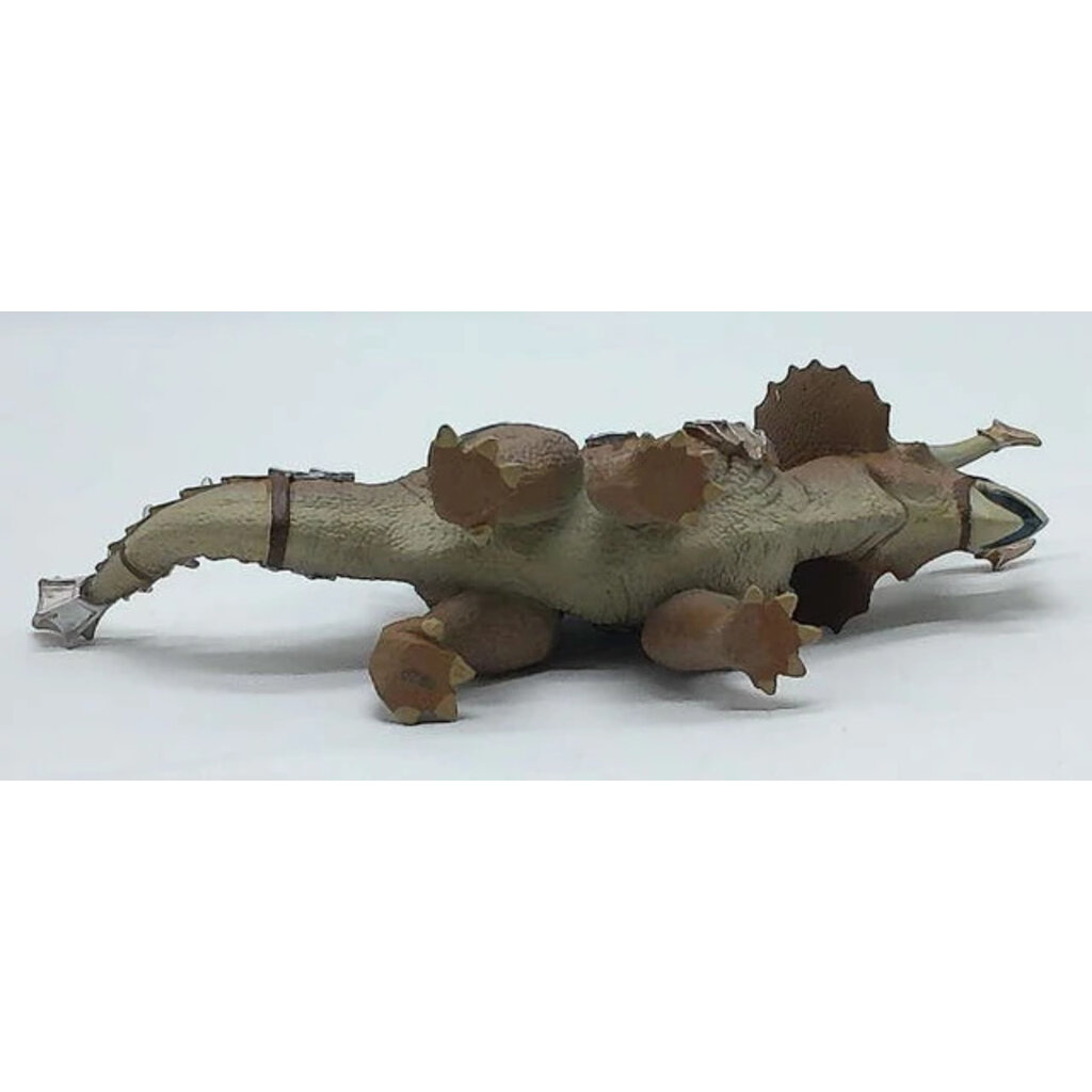 ARMORED TRICERATOPS