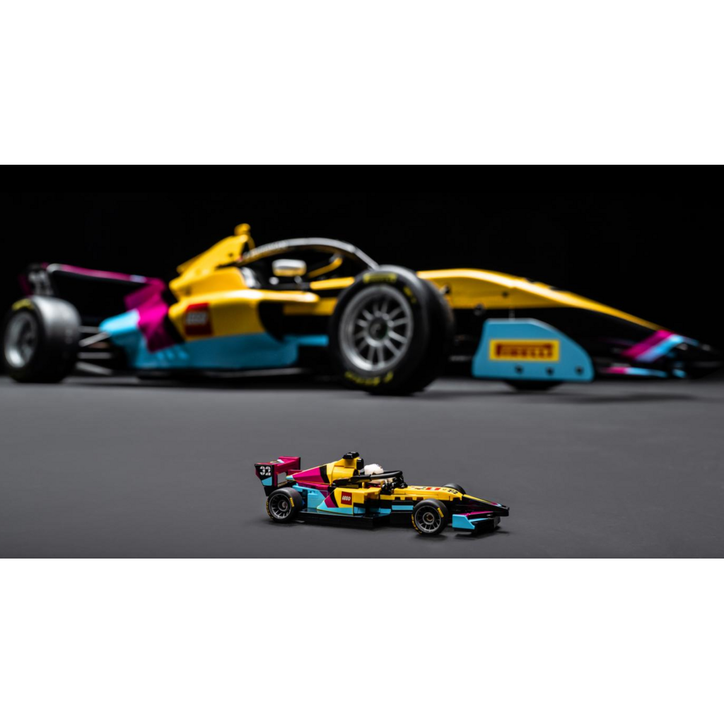 LEGO F1 ACADEMY LEGO RACE CAR
