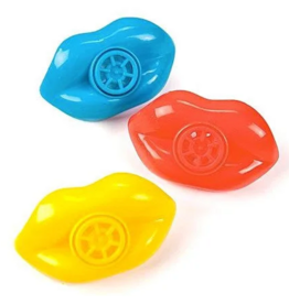 TROPHY LIP WHISTLE
