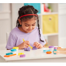 MELISSA AND DOUG CUT, SCULPT & ROLL DOUGH KIT