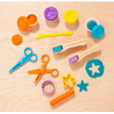 MELISSA AND DOUG CUT, SCULPT & ROLL DOUGH KIT