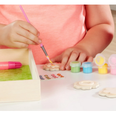 MELISSA AND DOUG FLOWER MAGNETS WOODEN CRAFT KIT