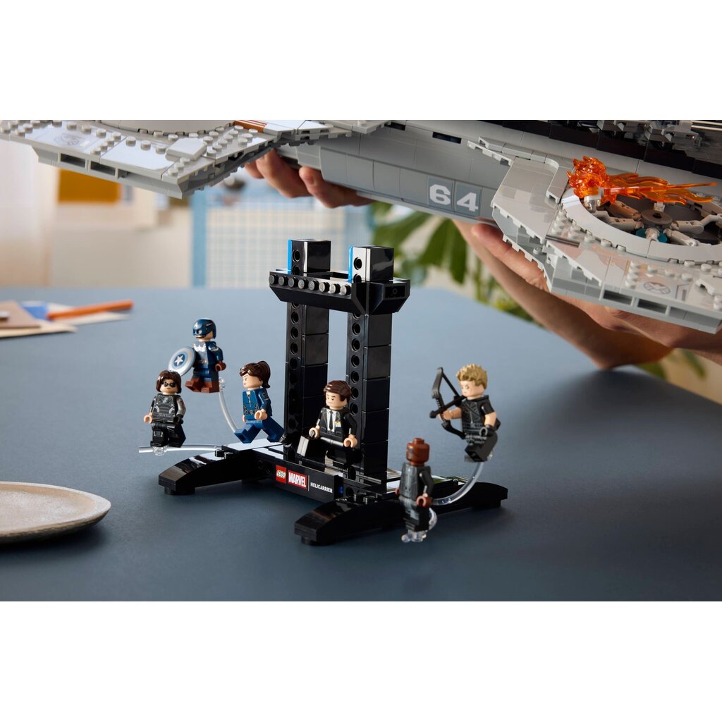 LEGO S.H.I.E.L.D. HELICARRIER