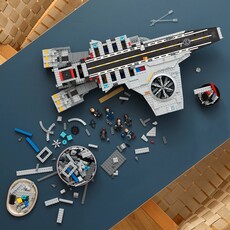 LEGO S.H.I.E.L.D. HELICARRIER
