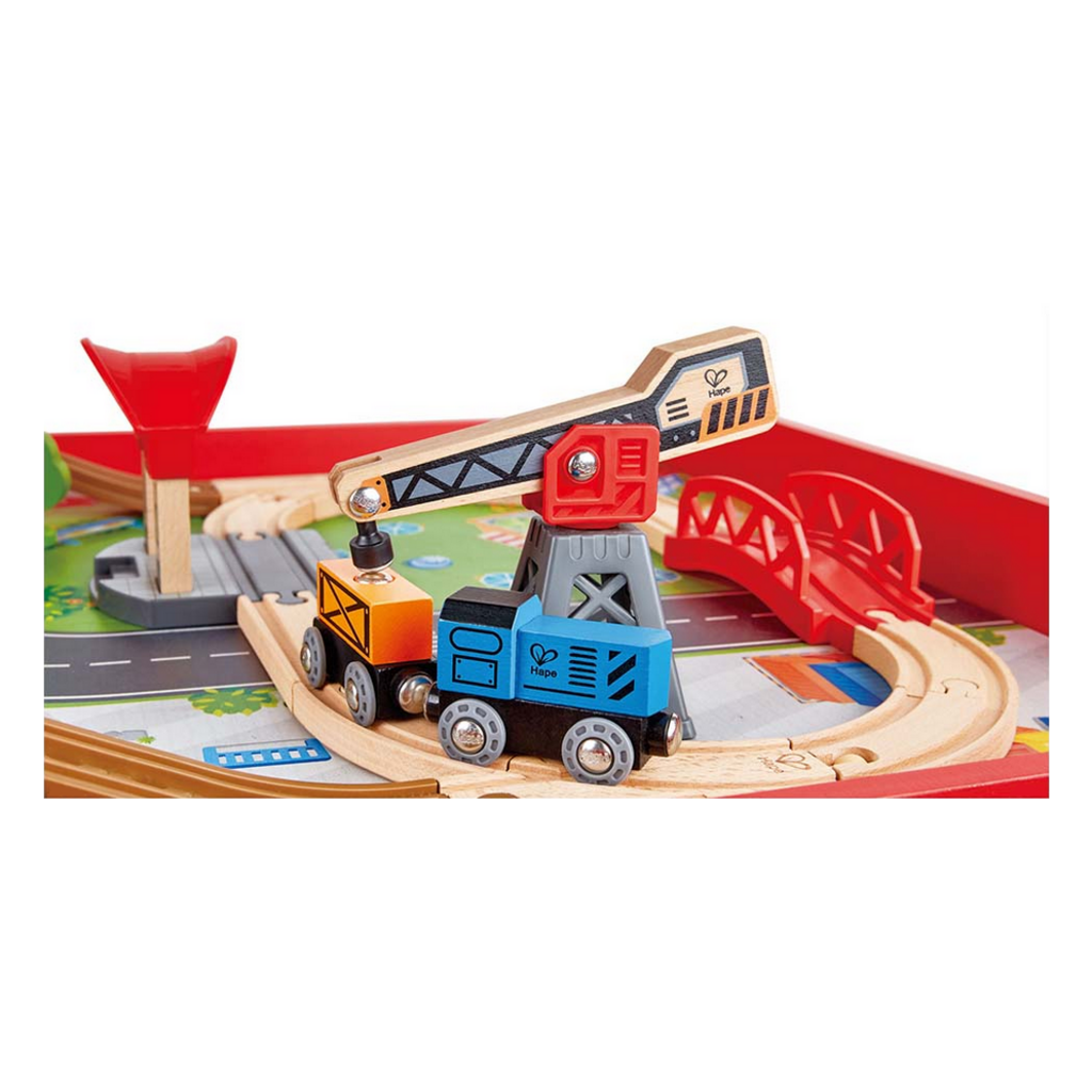 HAPE RIDE-ON ENGINE TABLE