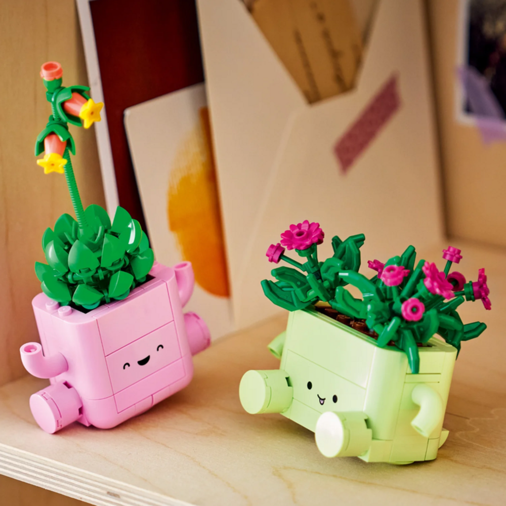 LEGO ROCKING PLANTS