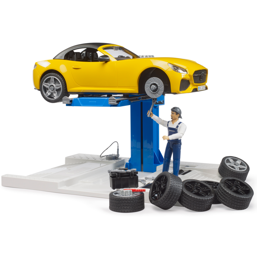 BRUDER TOYS AMERICA CAR SERVICE CENTER WITH ROADSTER BRUDER