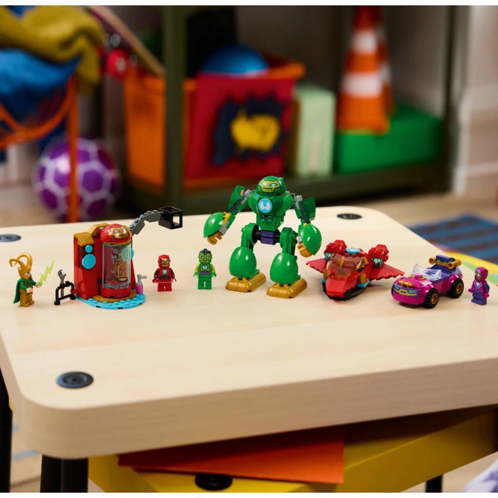 LEGO LOKI VS TEAM IRON MAN