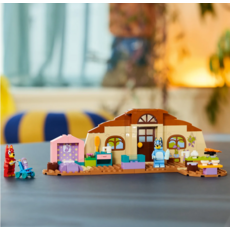LEGO SCHOOL WITH RUSTY AND BLUEY